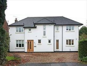 5 bedroom Detached f...